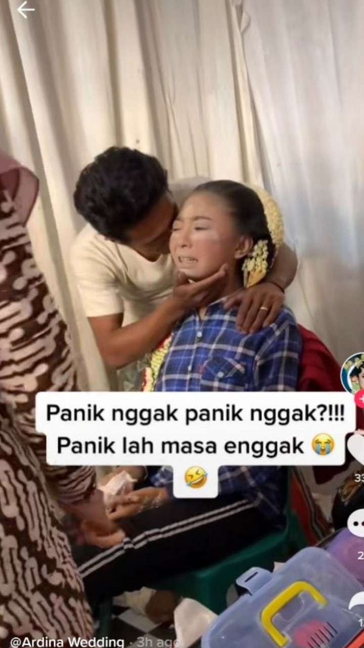Pengantin Wanita Menangis Saat Dirias