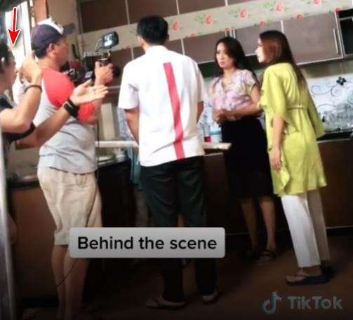 Syuting adegan sinetron bikin ngakak.