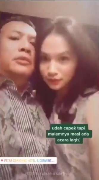 Kenya dan ayahnya Kenya dan ayahnya