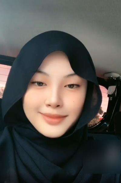 Han Hannah Jae Sung Han sering dikira mualaf atau orang Cina.