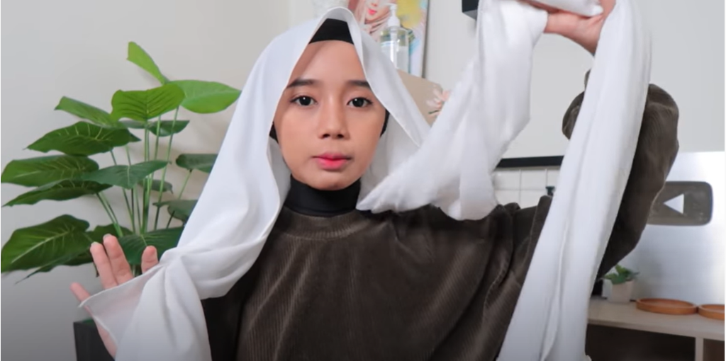 Tutorial hijab pashmina ceruty doll