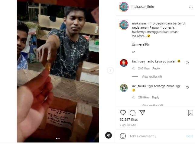 Beli ayam pakai emas.