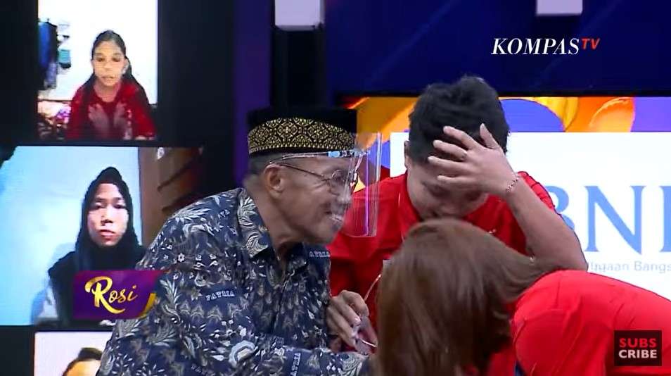 Sikap Greysia Polii ke ayah Apriyani Sikap Greysia Polii ke ayah Apriyani