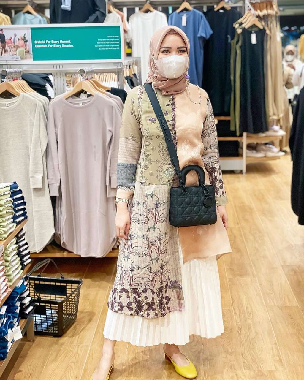 Modis Jalan ke Mal