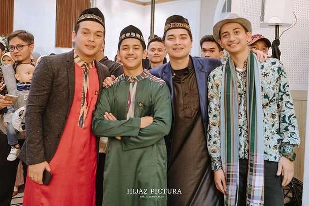 Alvin dan Adik Zikry