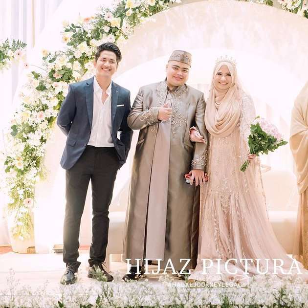 Zikri Hadiri Pernikahan Adik Alvin