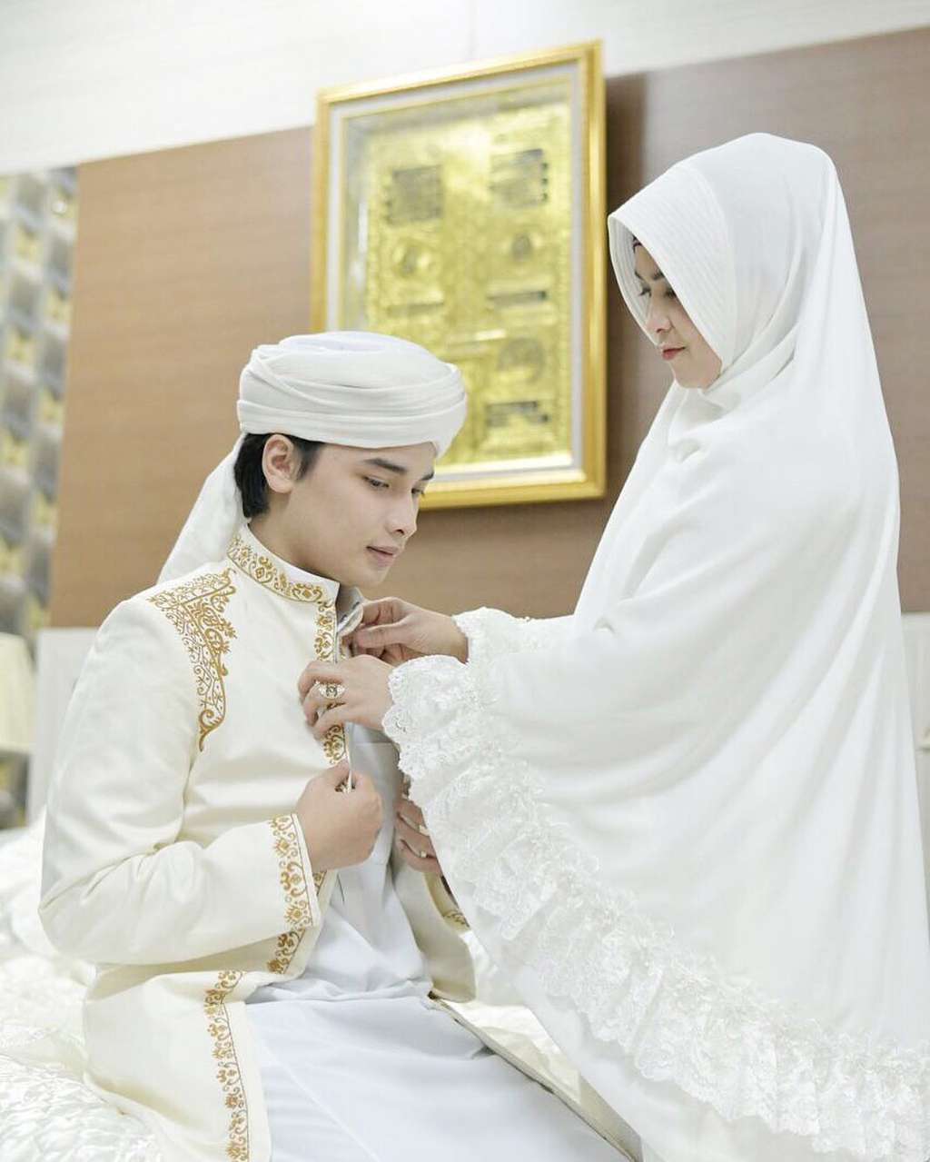 Alvin dan ibunya Umi Yuni