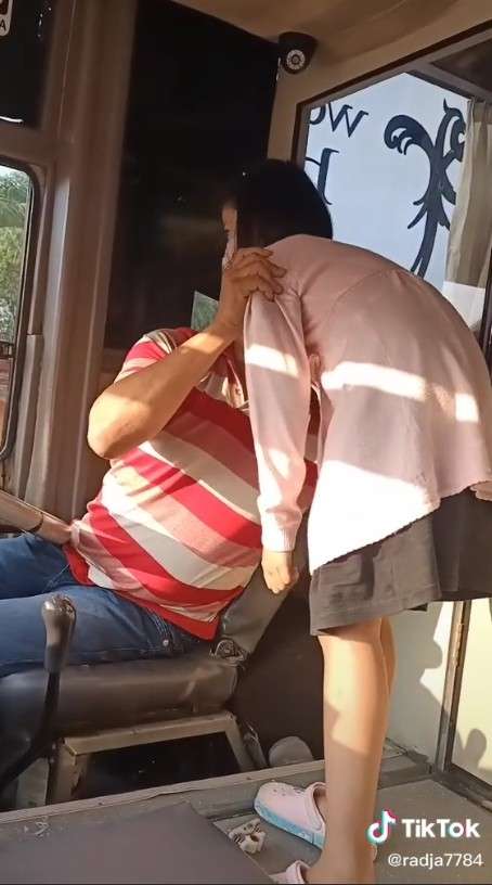 Ayah dan anak Ayah dan anak