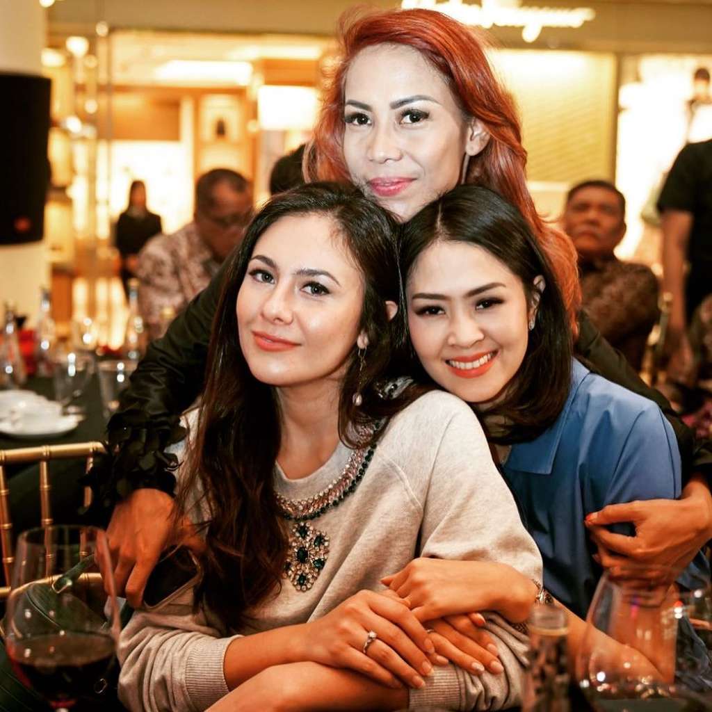 Lia istri Lukman Sardi Lia istri Lukman Sardi