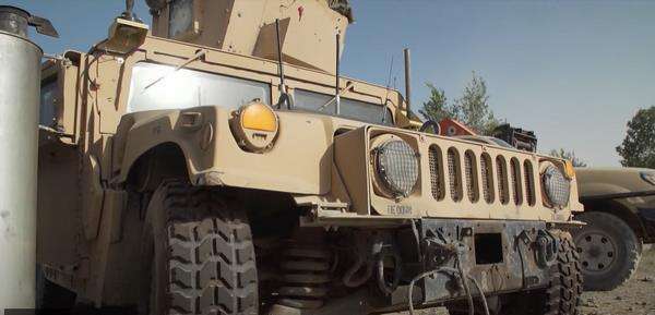 Permalukan Gedung Putih, Taliban pamer senjata canggih militer AS.