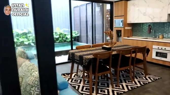 dapur rumah Intan Nuraini