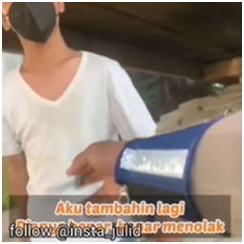 Menolak Bantuan Polisi