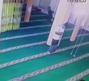 Jemaah meninggal saat sujud