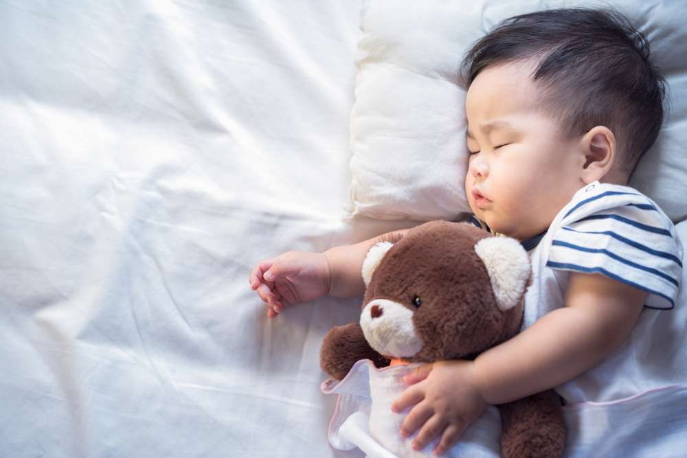 Bantu Si Kecil Tidur Lebih Berkualitas, Ini Sleeping Routine yang Bisa Dilakukan