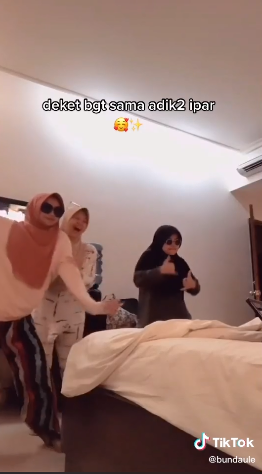 Perlakuan keluarga