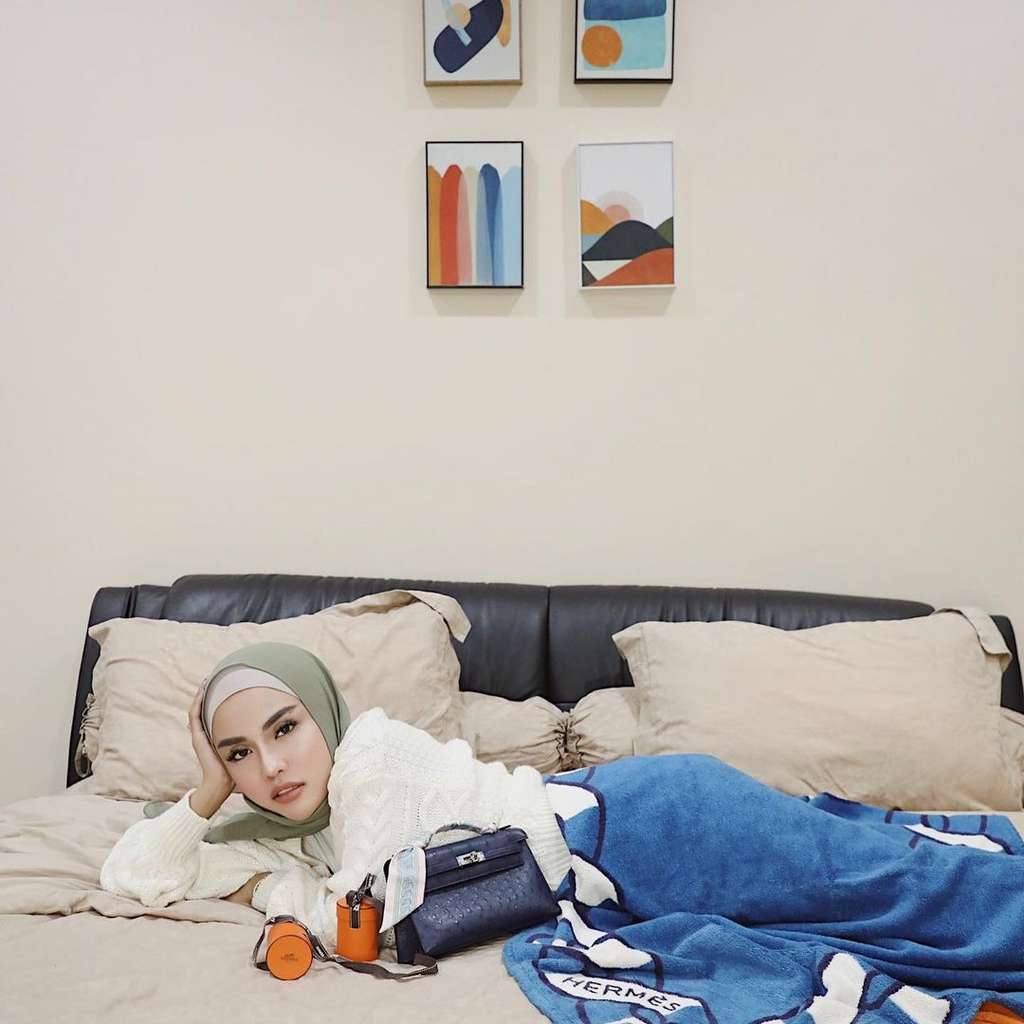Medina Zein (Foto : @medinazein) Medina Zein (Foto : @medinazein)