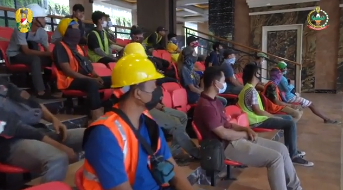 Pekerja di Mabes AD