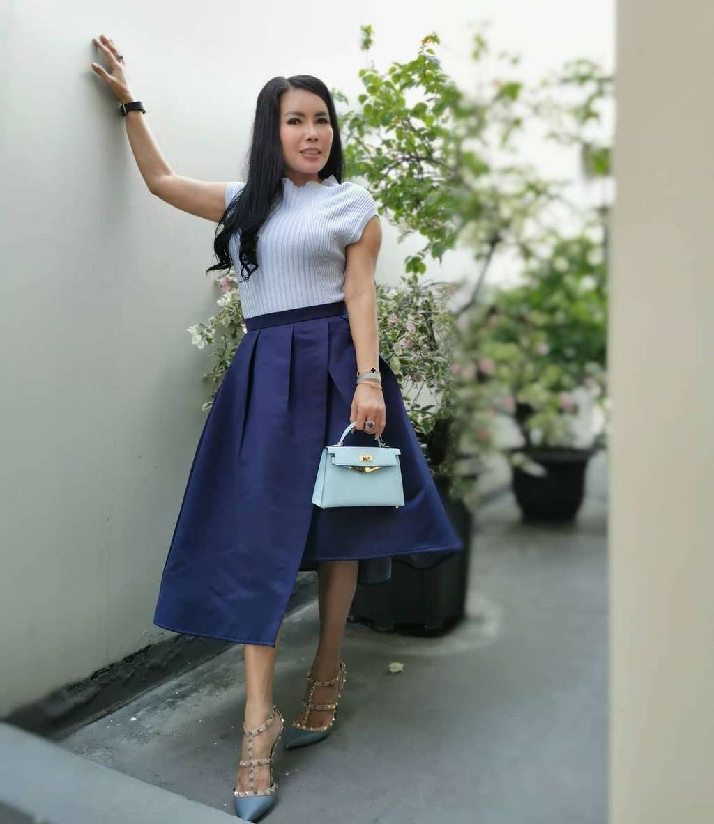 Crazy Rich Asal Surabaya Uci Flowdea