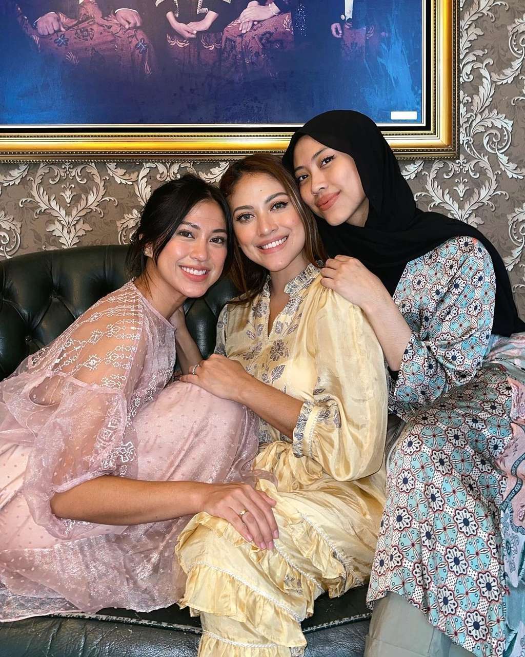 Tyna Kanna dan kakaknya (Foto : @ tynakannamirdad)