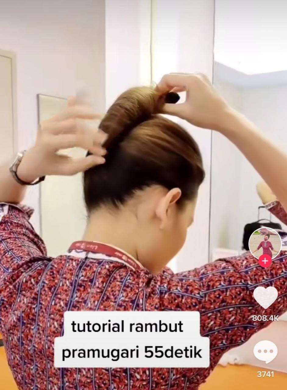 Tutorial Menata Rambut 55 Detik Ala Pramugari