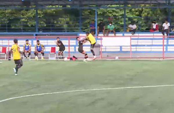 Tendangan kungfu mewarnai latih tanding AHHA PS Pati FC vs Persiraja.