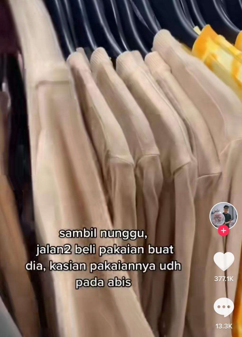 Viral Perlakuan Manis Pria Pada Pasangannya