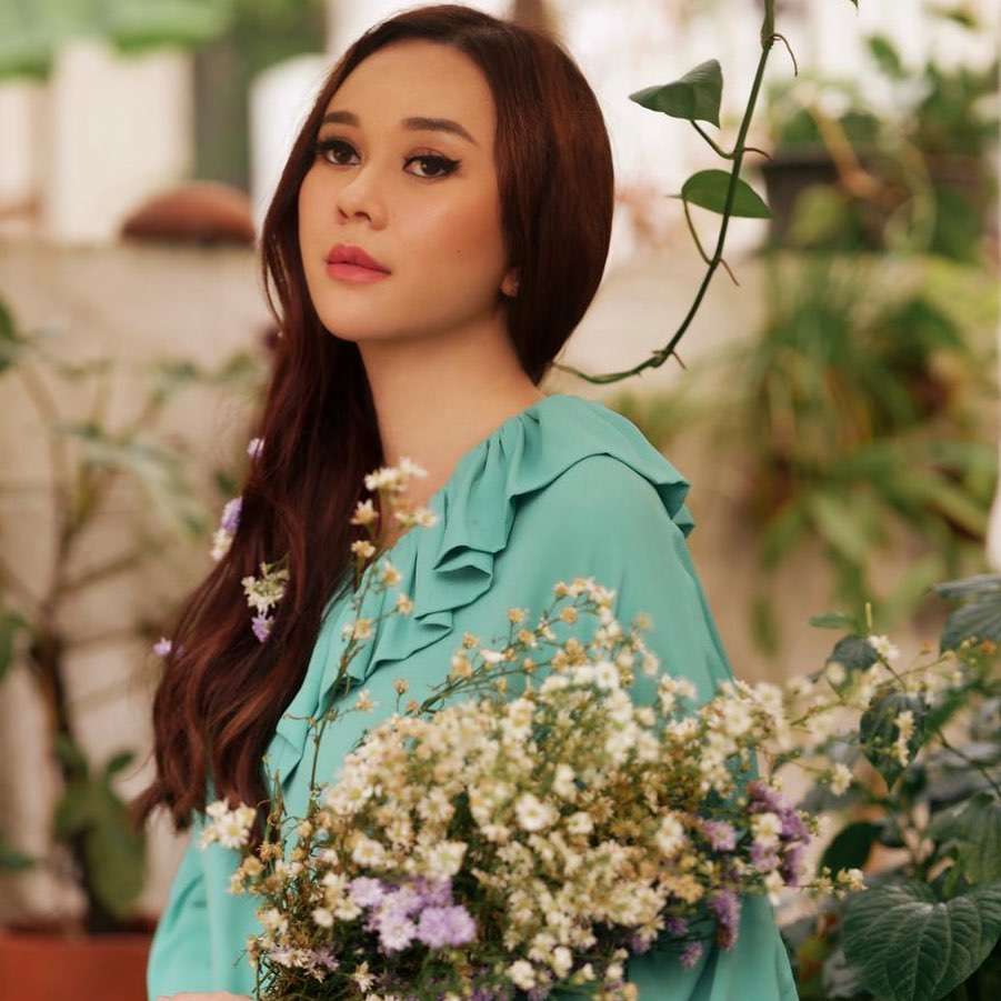 Aura Kasih (Foto : @aurakasih)