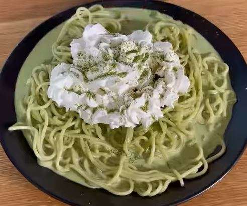 Spageti matcha