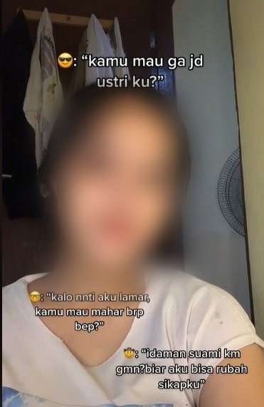 Wanita di tiktok Wanita di tiktok