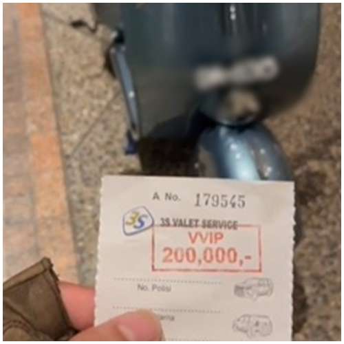 Tarif Parkir Rp 200 Ribu