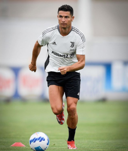 Pemain Bola