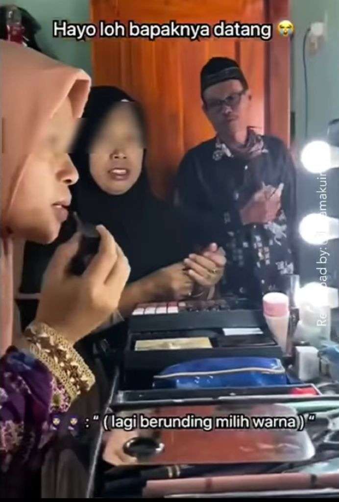 Lipstik MUA Diserbu Ibu-ibu