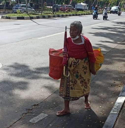 Nenek Suning