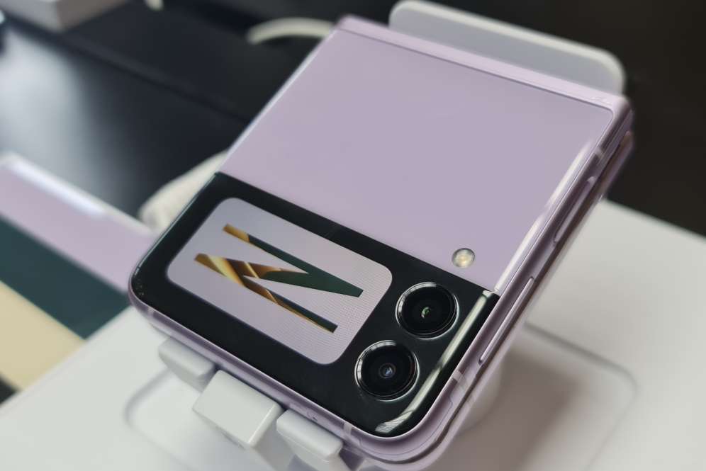 Galaxy Z Flip3