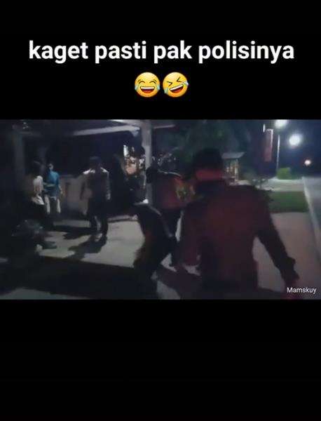 Umumkan PPKM, terperosok ke dalam gorong-gorong