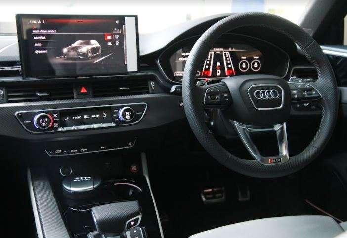 New Audi RS 4 Avant (4)