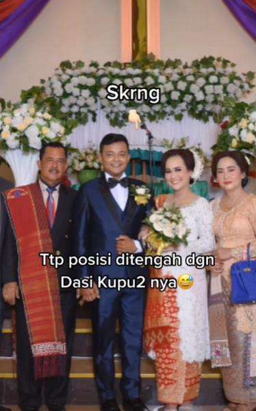Cinta unik, suami pernah hadir di pernikahan orangtuanya.