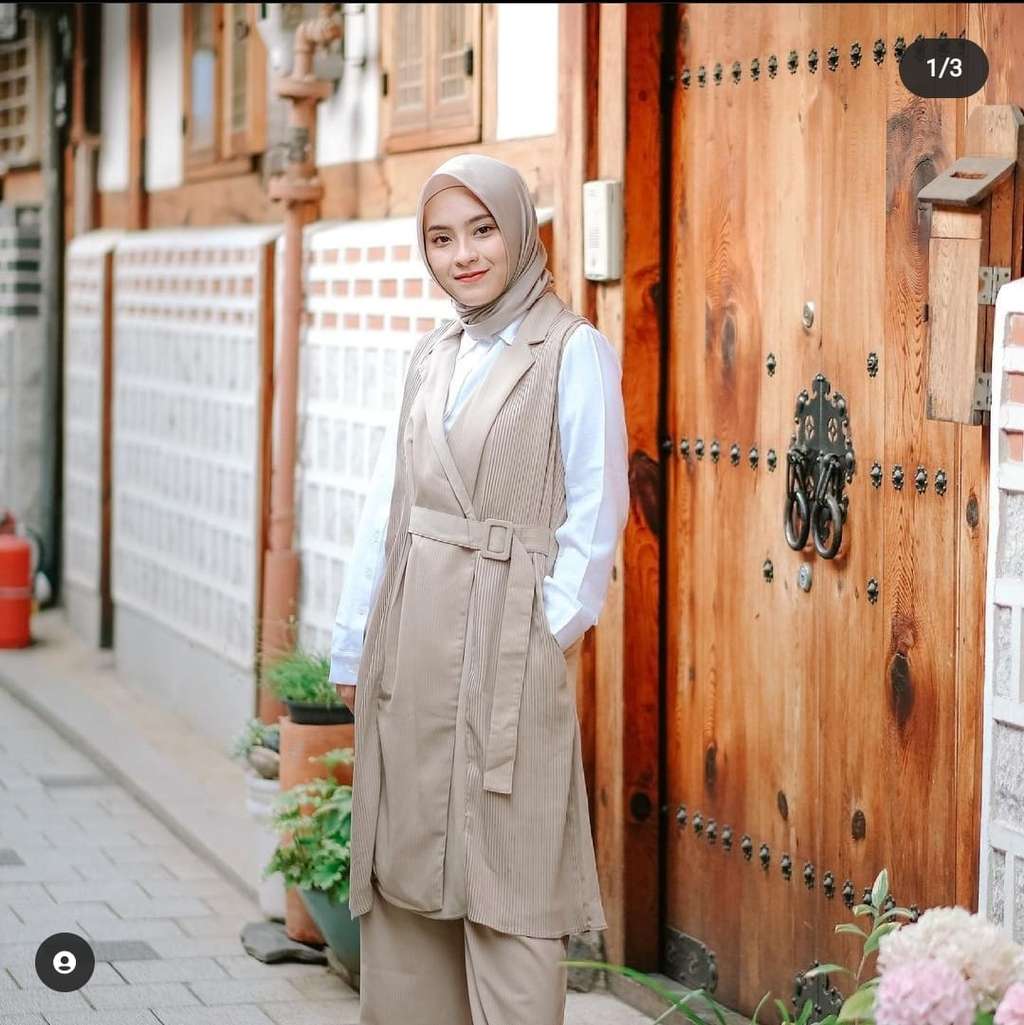 Padu Padan Rompi Ala Bianca Kartika