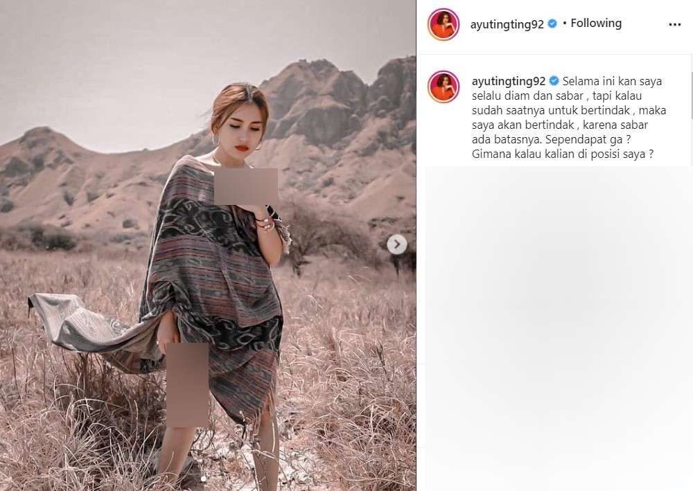 Penampilan Ayu Ting Ting