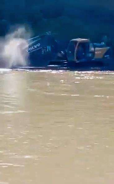 Viral video roh keluar dari jasad korban tenggelam di sungai.