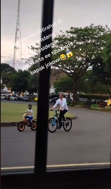 Presiden Jokowi dan Jan Ethes