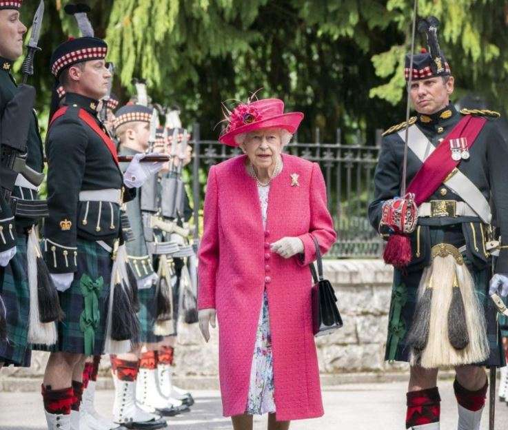 Ratu Elizabeth II
