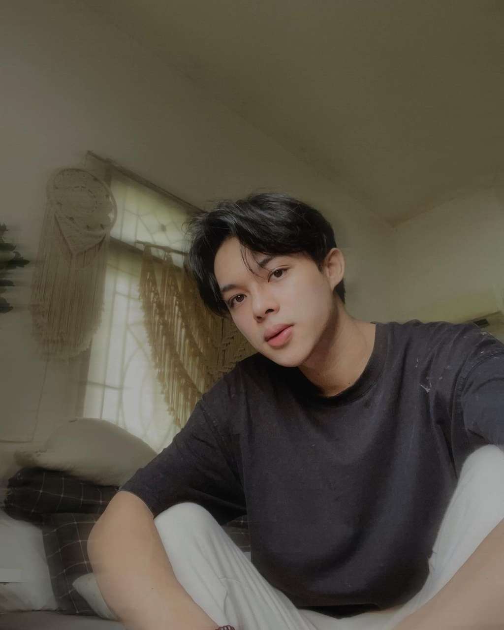 Rey Mbayang