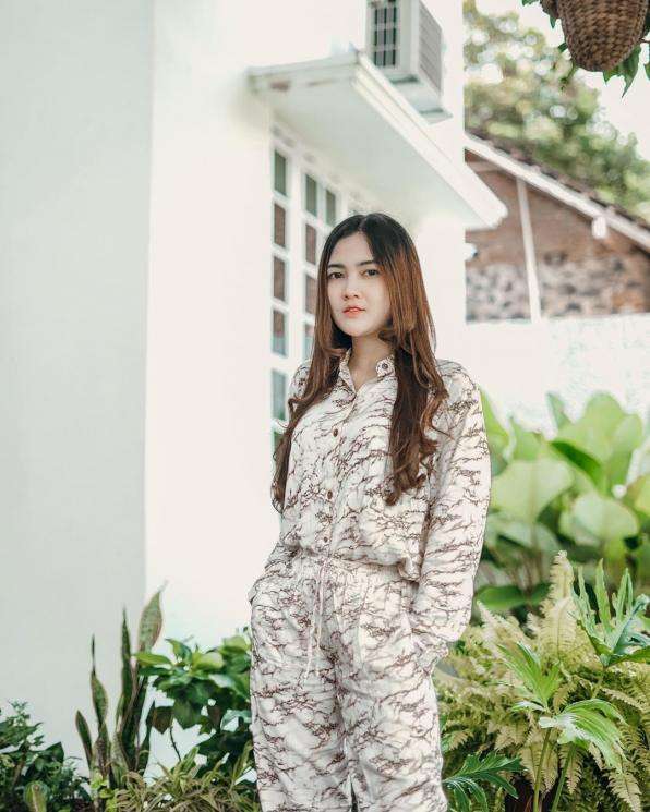 Nella Kharisma