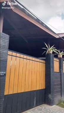 Pagar Rumah Tinggi