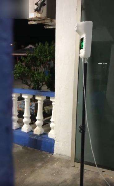 Alat pengukur suhu tubuh misterius, bunyi sendiri tanpa ada orang lewat.