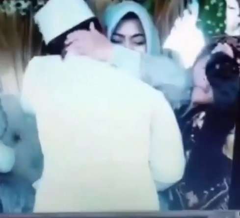 Bocah terhempit