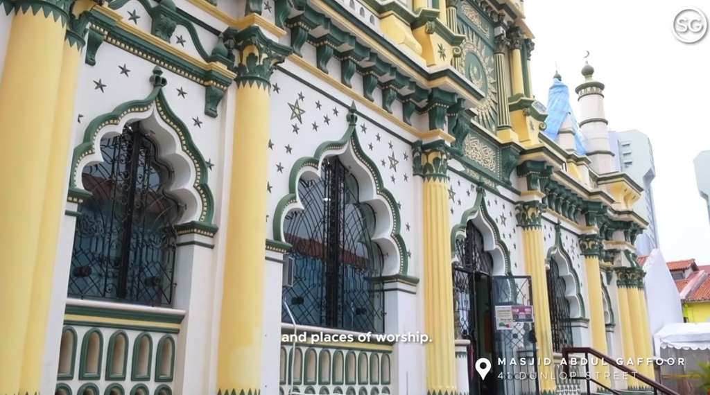 Dari Cafe Hopping - Kawasan Kaya Budaya, Tiong Bahru dan Little India Singapura