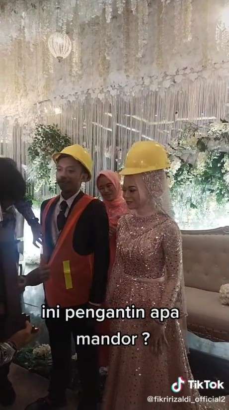 Pengantin dikerjai