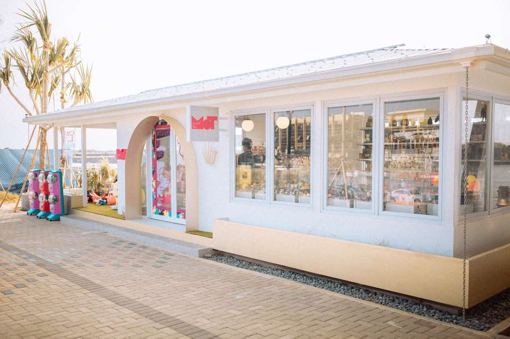 Cove Batavia PIK